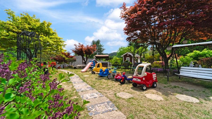 Gapyeong Yeheaden Pension Pocheon Extérieur photo